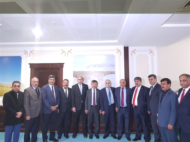 Şanlıurfa Ziraat odaları başkanları Gıda Tarım ve Hayvancılık bakanı Ahmet Eşref Fakıbaba ile görüştü 